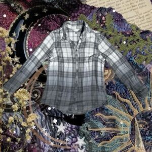 Plaid Button-Down Long Sleeve Shirt